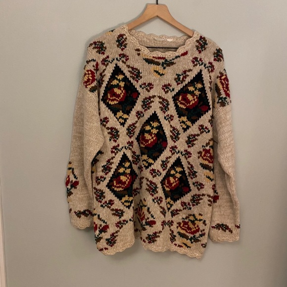 Vintage 80s Floral Hand Embroidered Sweater - Picture 4 of 7